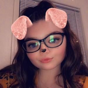 Meet your Posher, Kira